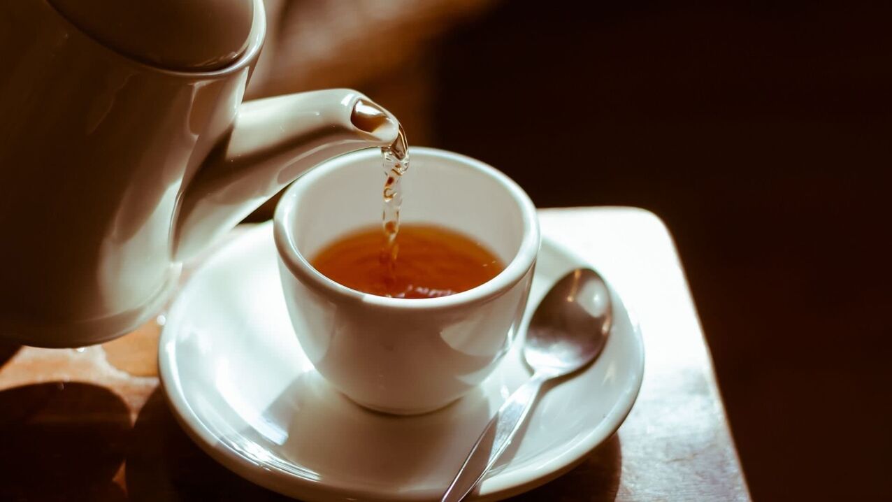 شاي الأعشاب والحقن للرجال